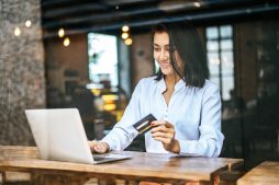 Requisitos para obtener la tarjeta Klar Platino y cómo solicitarla